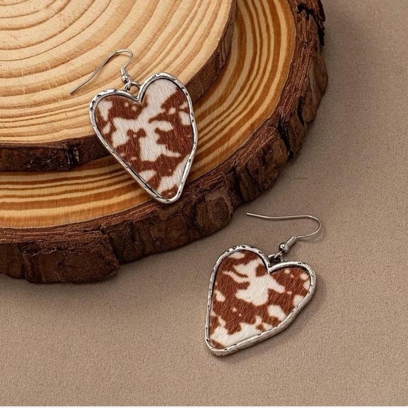 Fashion Jewelry Jewelry - Bohemian Style Heart-Shaped Brown & White Cow Print Drop Fashion Earrings